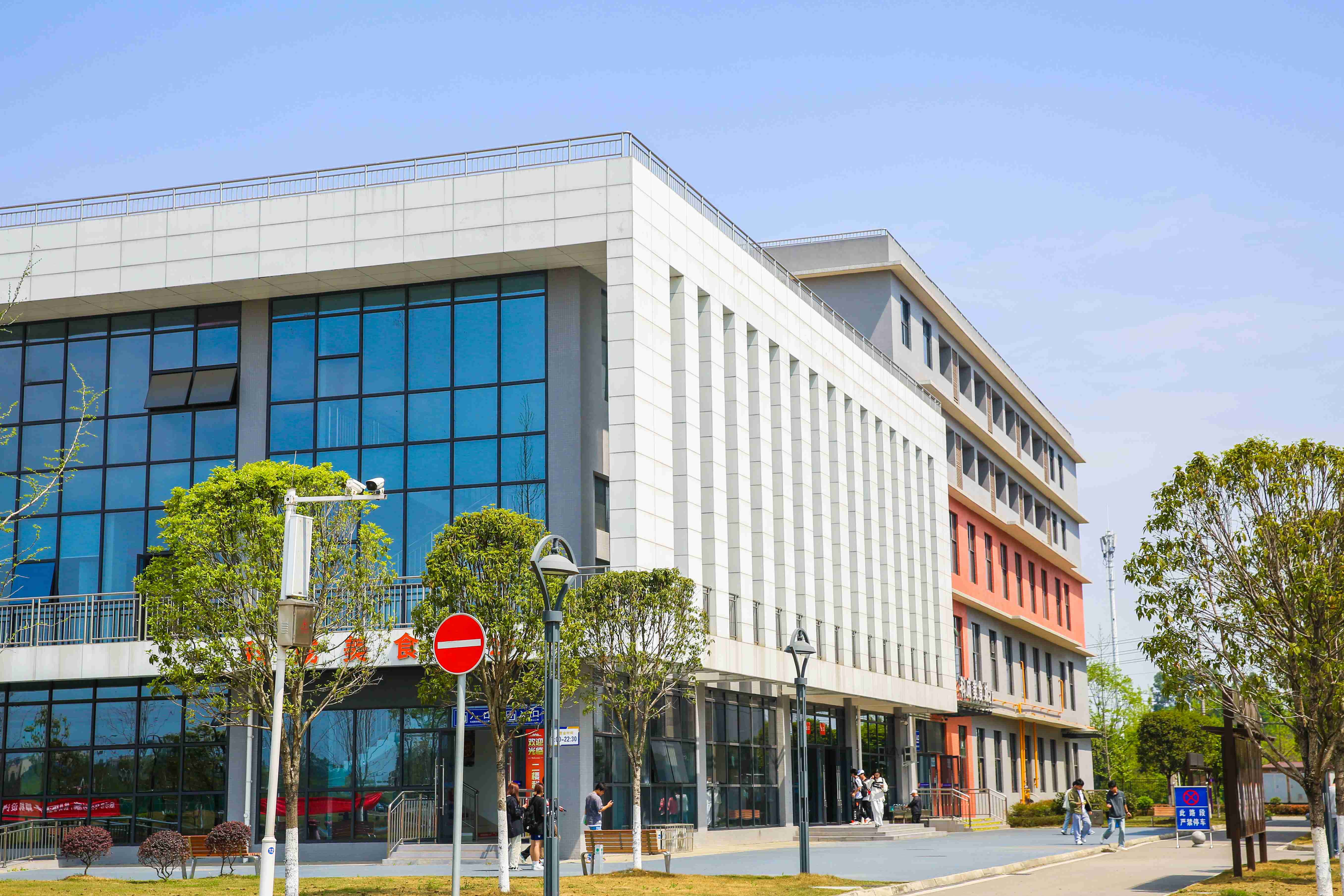 电子科技大学官网